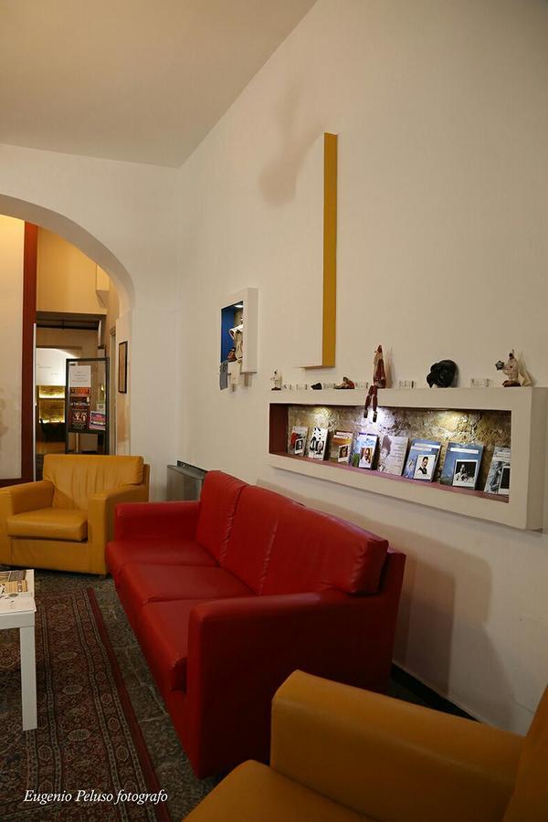 Caravaggio Hotel نابولي المظهر الخارجي الصورة